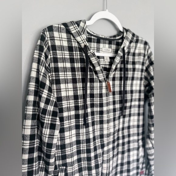 Plaid Zip Up - Picture 3 of 7